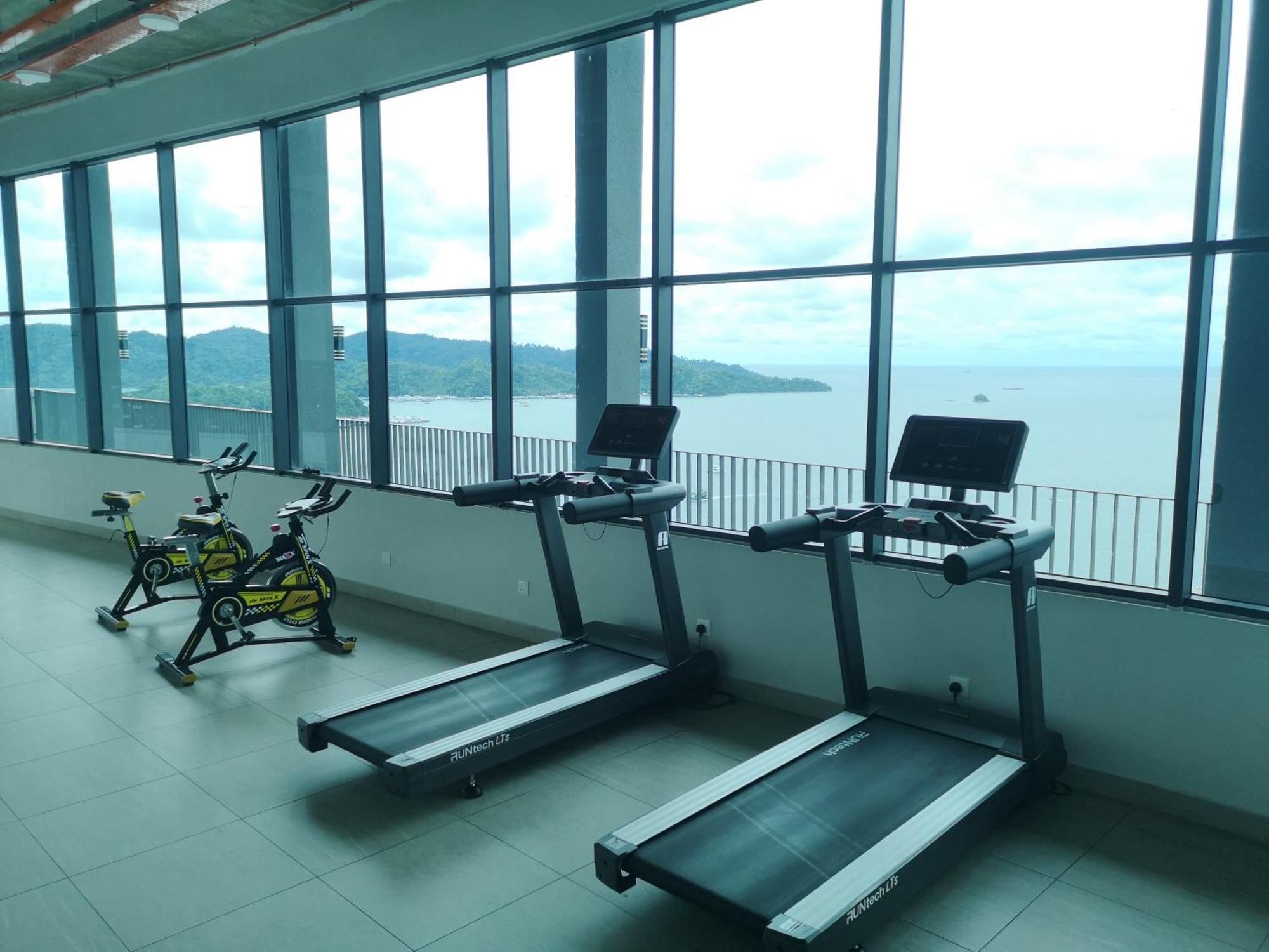 Jesselton Quay With View Near Suria Sabah Mall & Jesselton Point Apartment Kota Kinabalu
